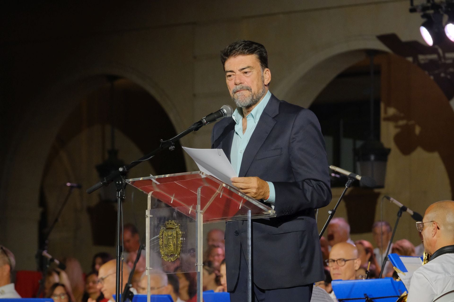 Alicante se emociona con la Alborada a la Virgen del Remedio