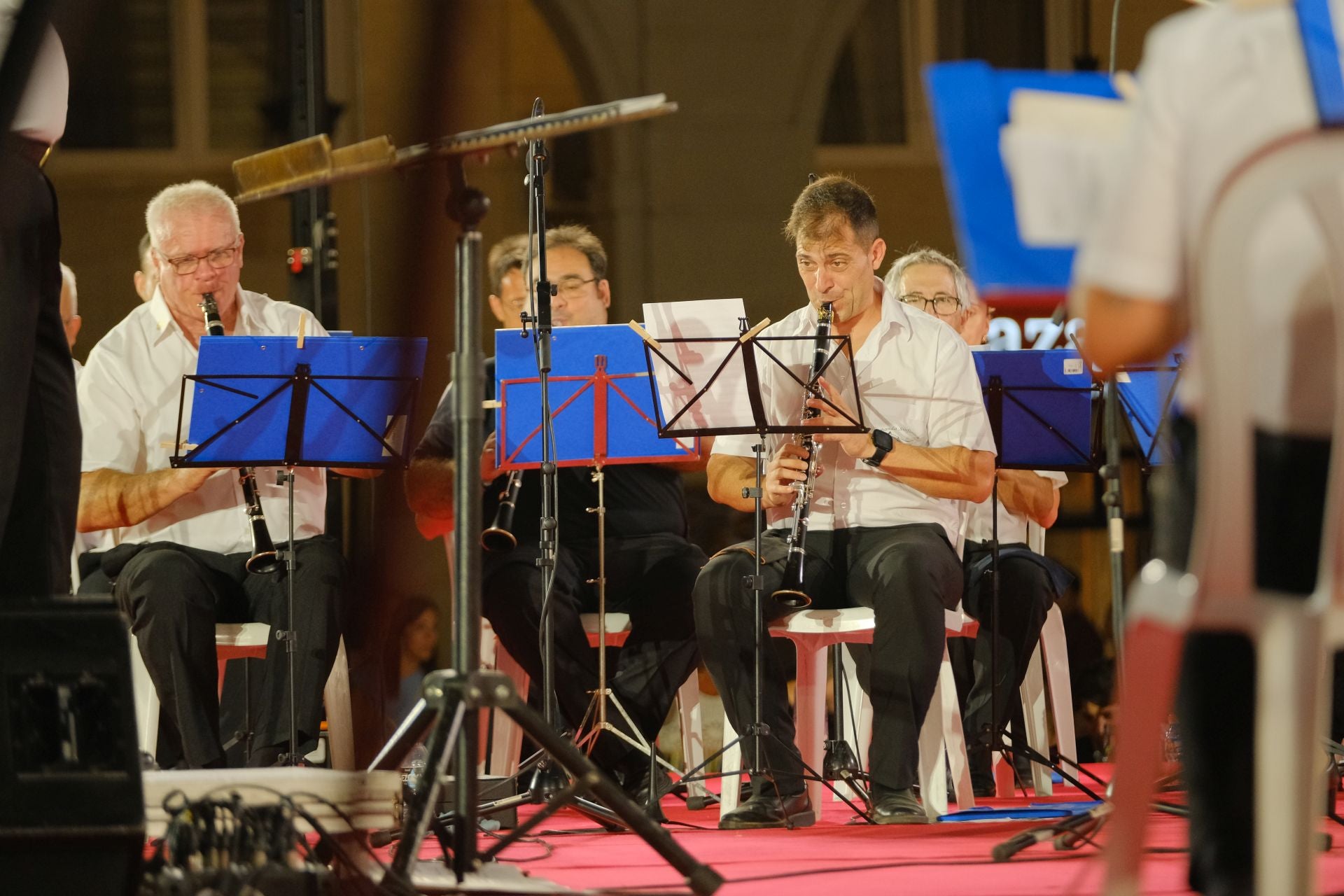 Alicante se emociona con la Alborada a la Virgen del Remedio