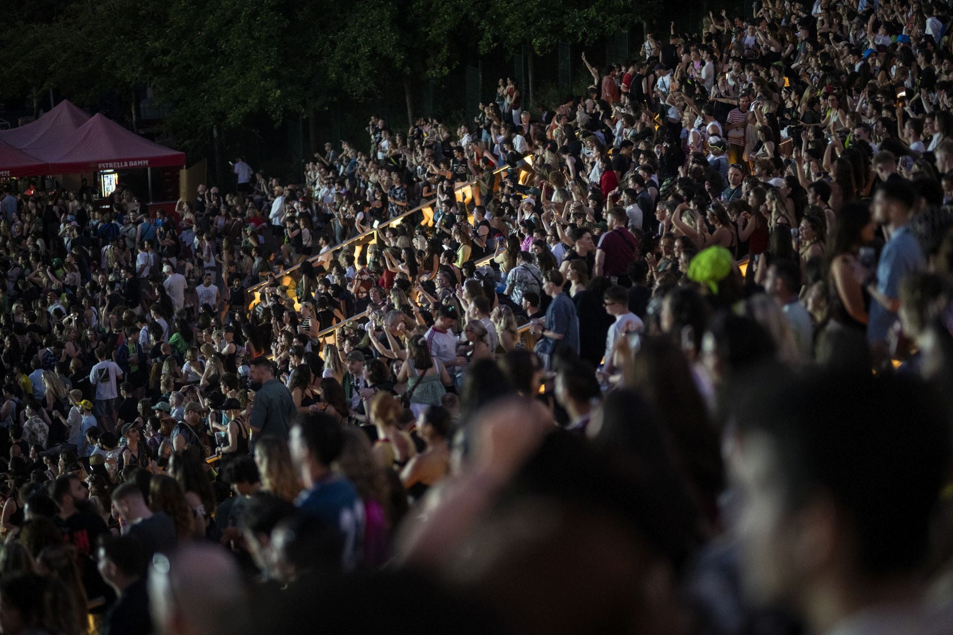 El público en un festival de música.