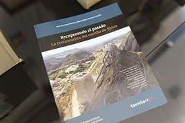 Portada del libro sobre el castillo de Xixona