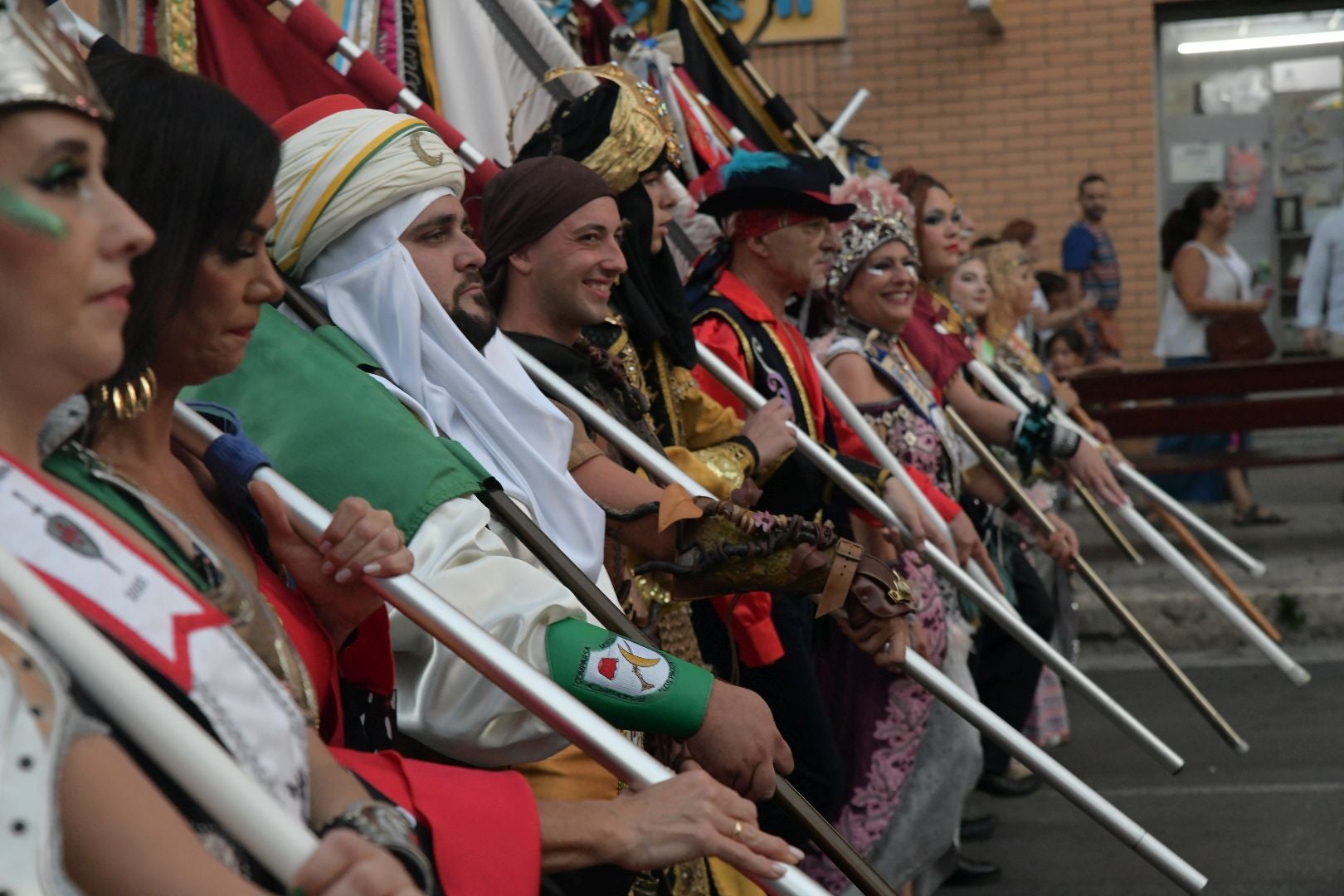 Los Moros y Cristianos invaden Altozano