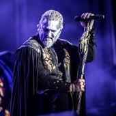 Actuación de Powerwolf en la edición del Leyendas del Rock 2025.