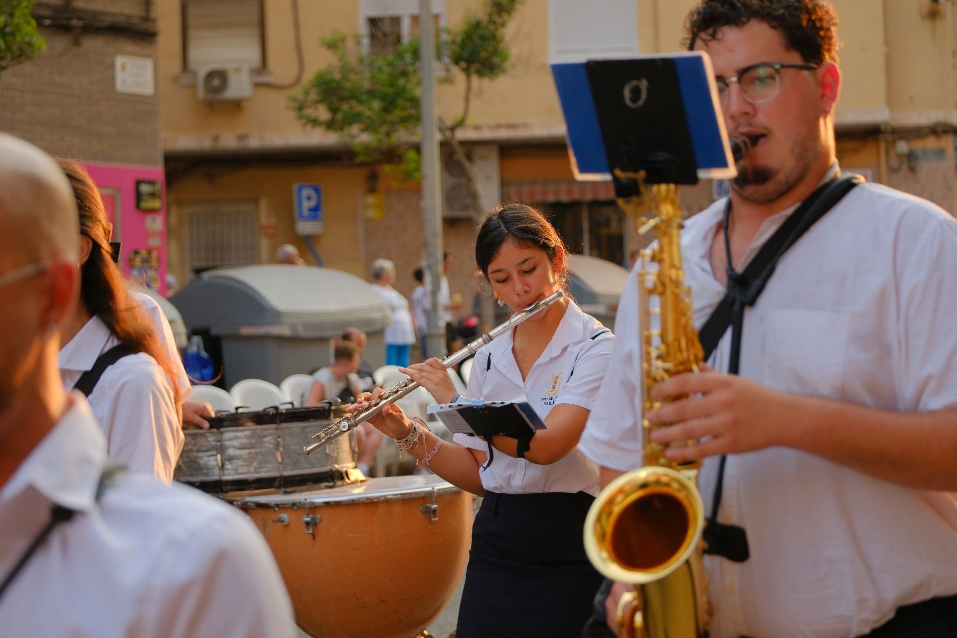 La Entrada Mora de Altozano llena de color el barrio