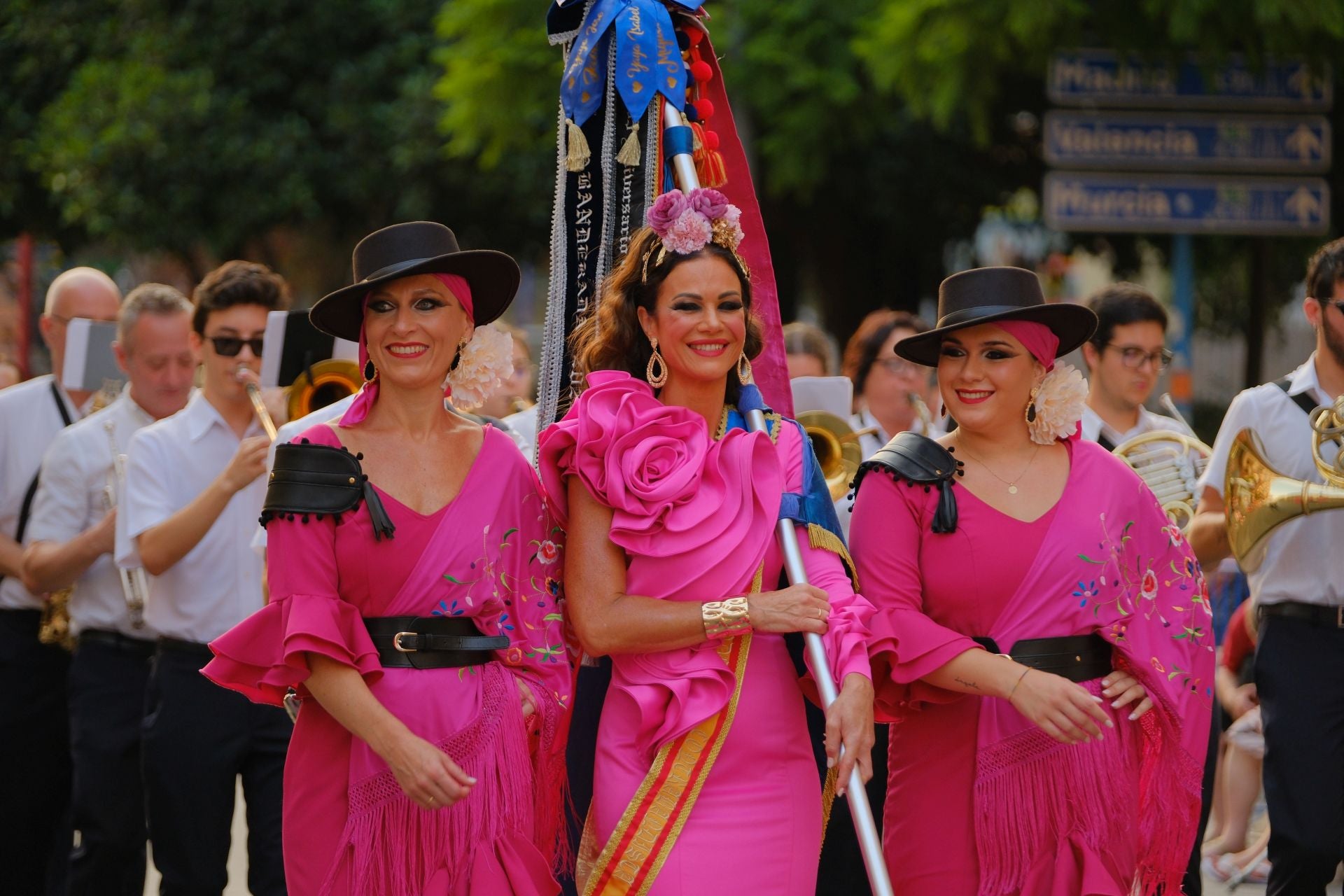 La Entrada Mora de Altozano llena de color el barrio