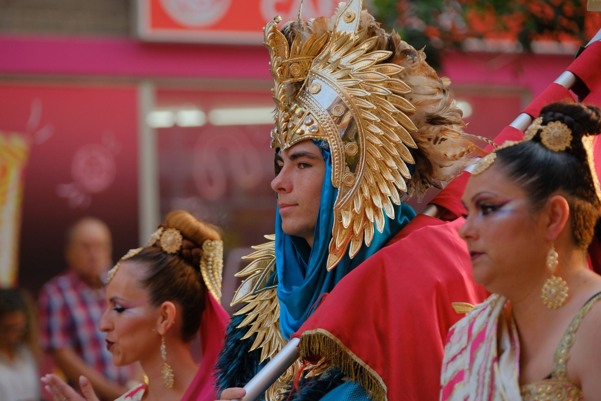 La Entrada Mora de Altozano llena de color el barrio