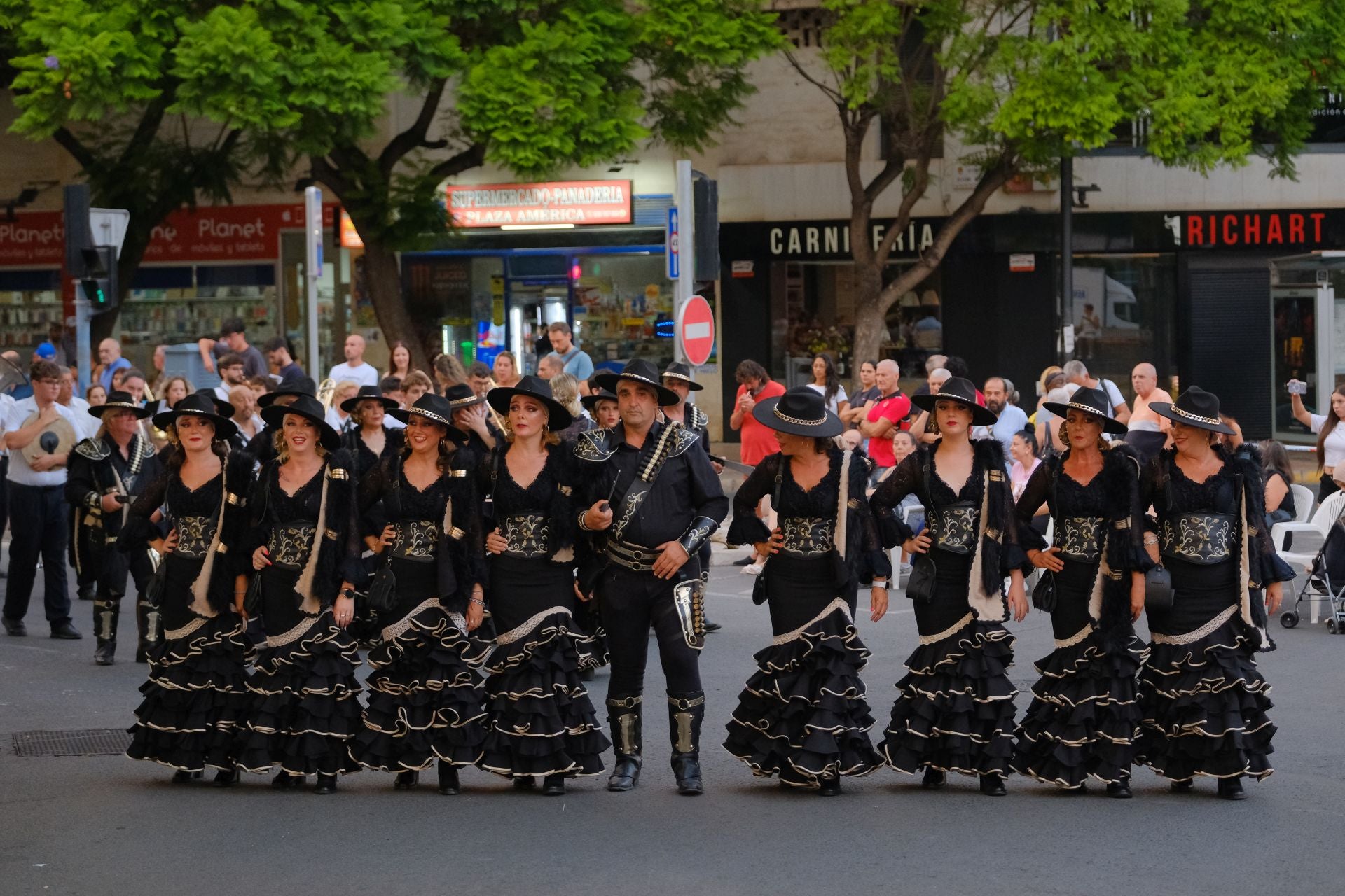 Espectacular Entrada Cristiana en las fiestas de Altozano
