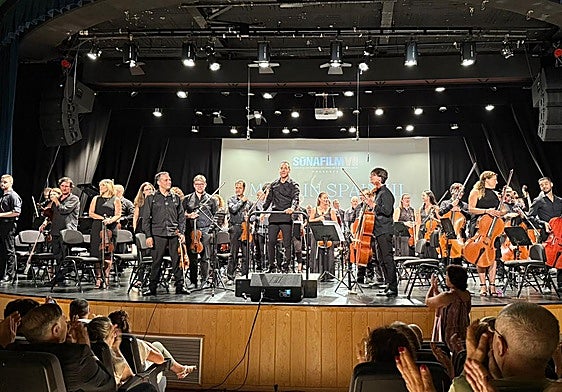 Interpretación de la Universal Symphony Orchestra en Calp este sábado 16.