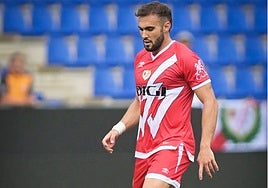 Diego Méndez, durante un partido con el Rayo Vallecano.
