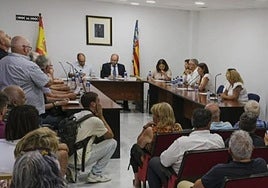 Sesión del pleno de San Fulgencio en la que se aceptó la medida.