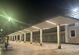 Plaza Séneca de noche.