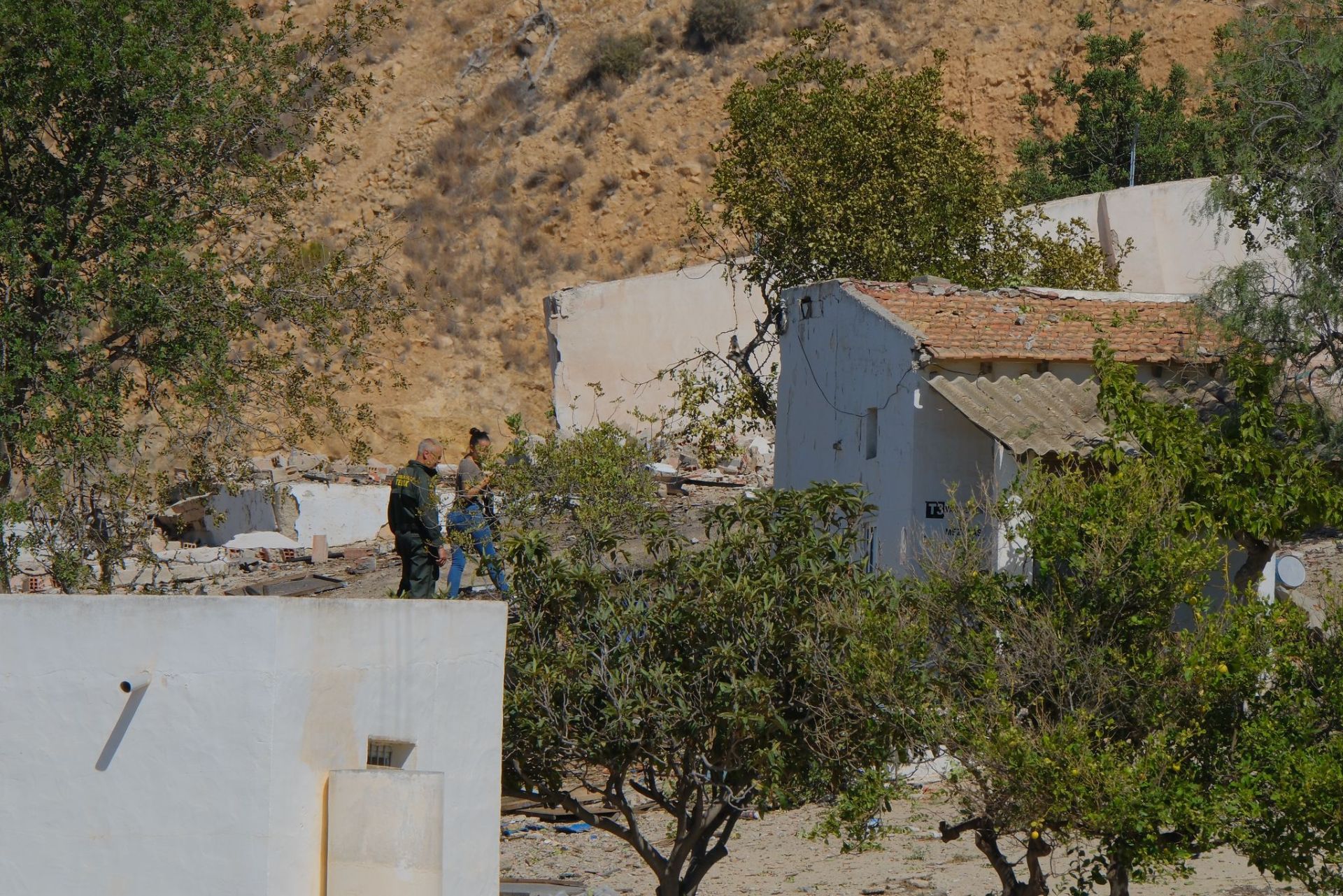 Las imágenes de la tragedia en una de las pirotecnias de mayor renombre de la provincia de Alicante