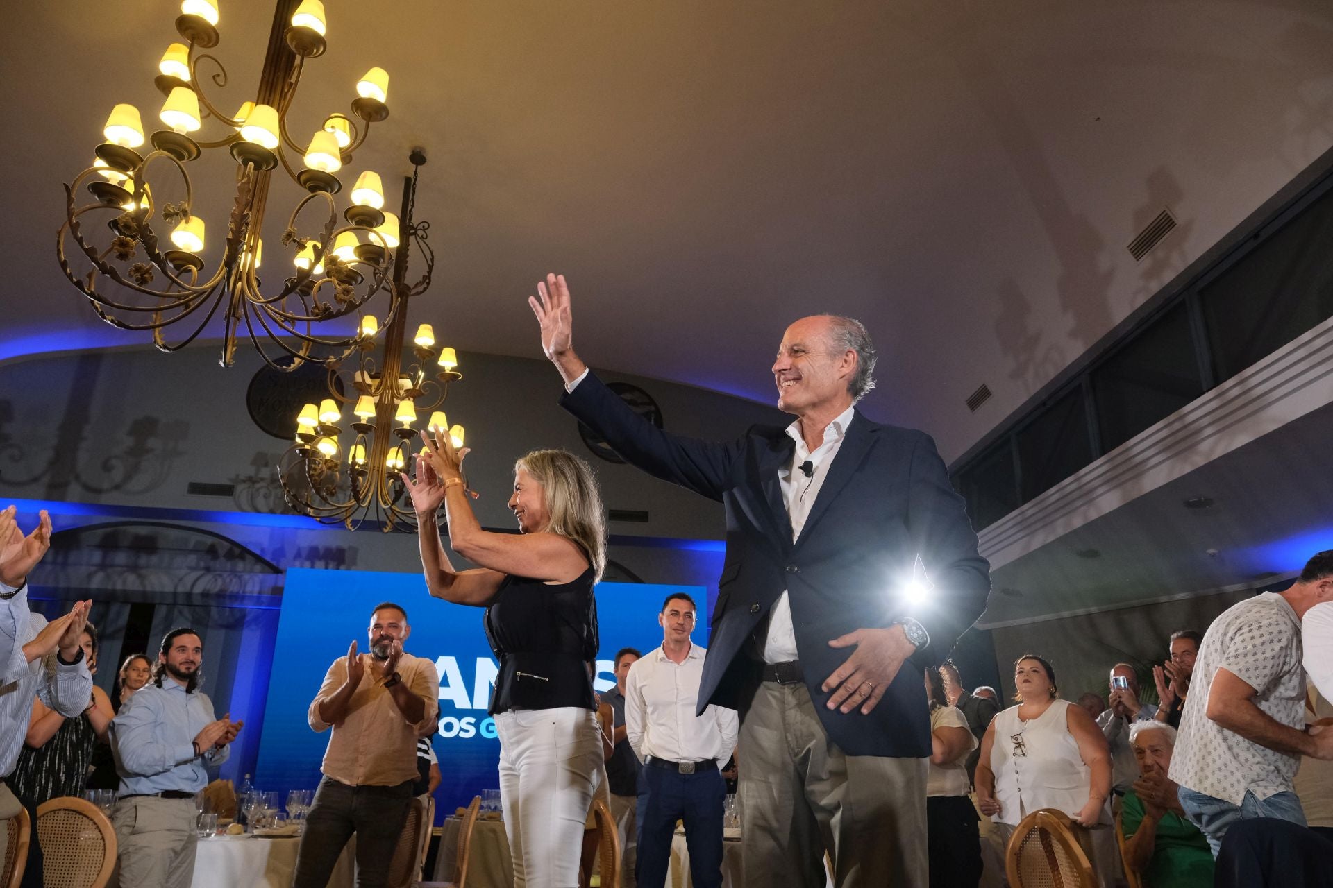 ¿Quién estuvo en el acto de Camps en Alicante?