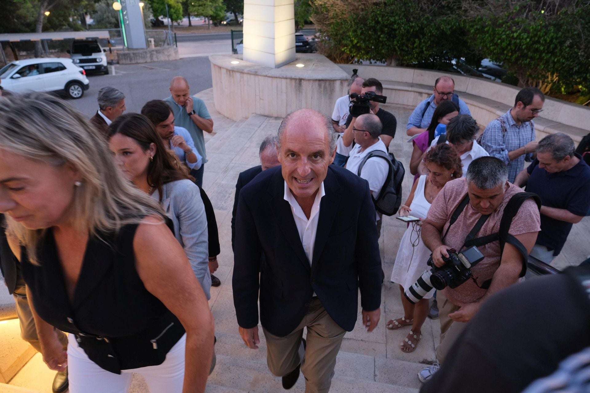 ¿Quién estuvo en el acto de Camps en Alicante?