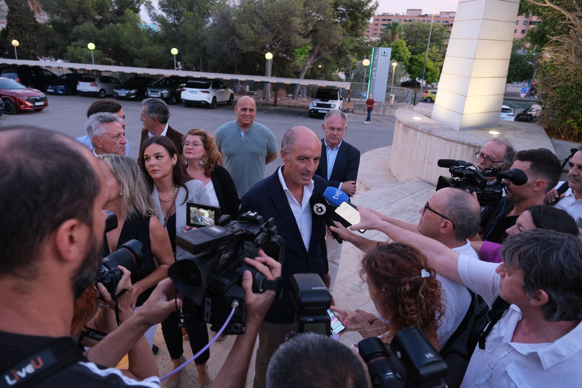 ¿Quién estuvo en el acto de Camps en Alicante?