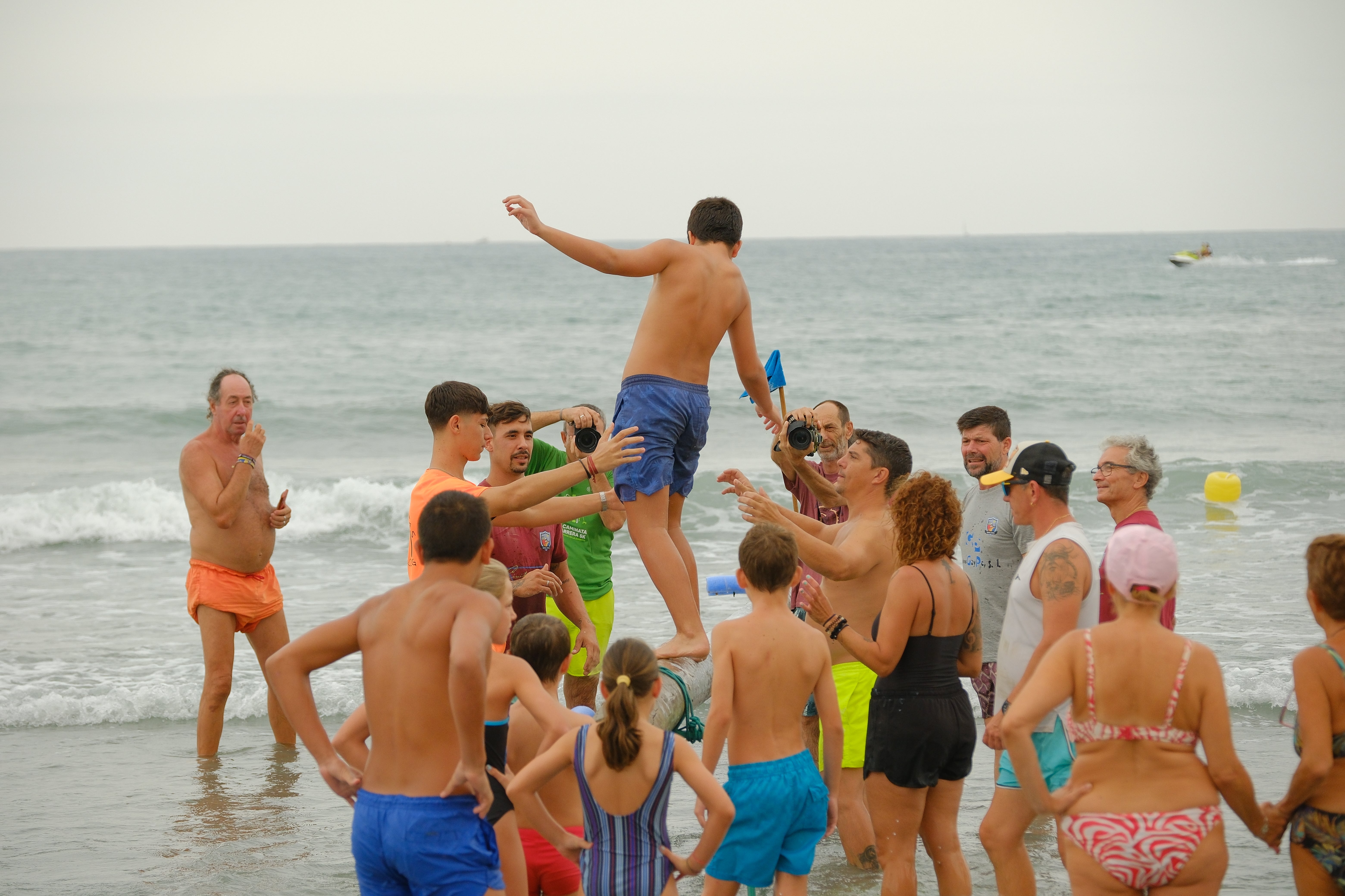 Diversión a cubazos en el Raval Roig
