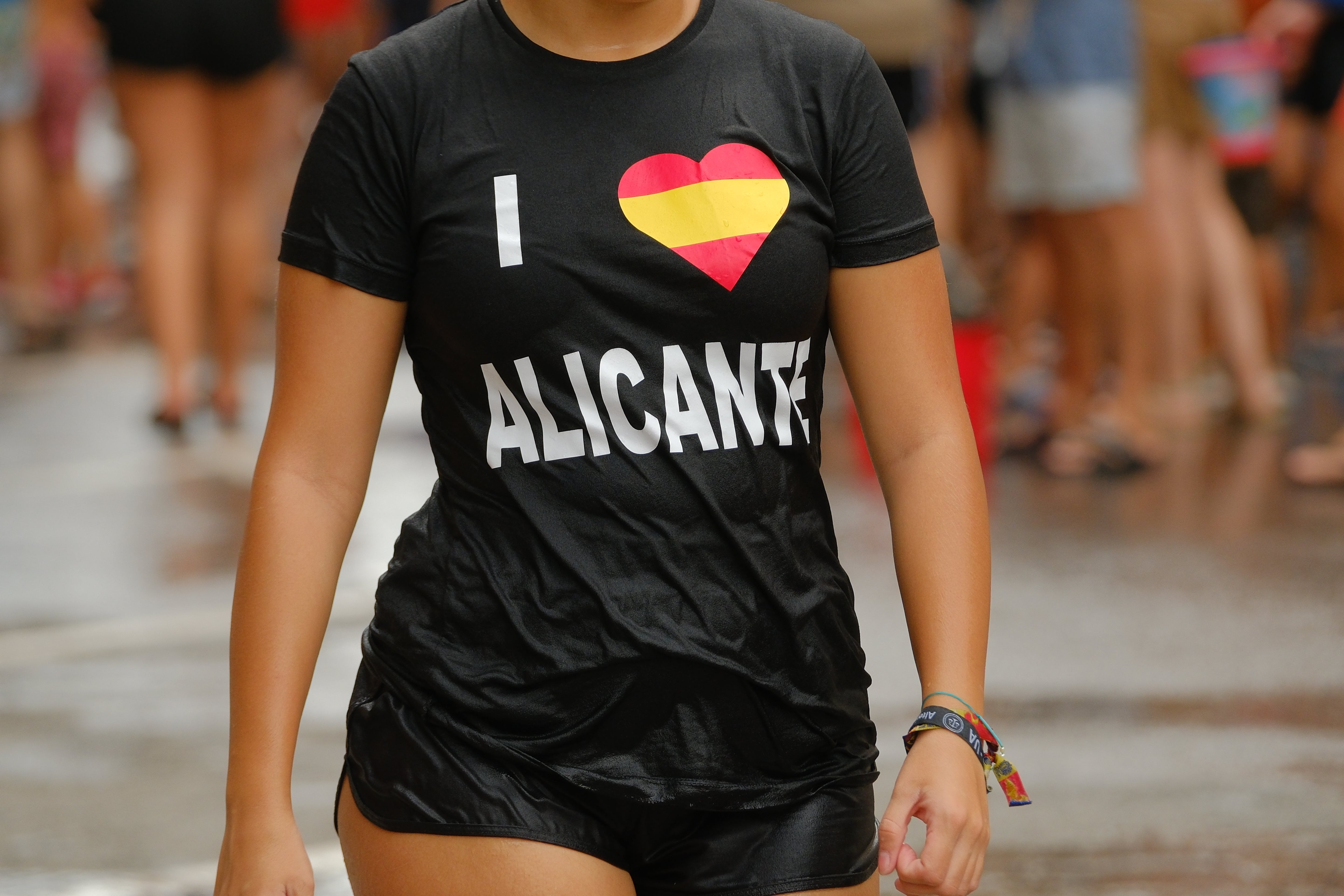 Diversión a cubazos en el Raval Roig