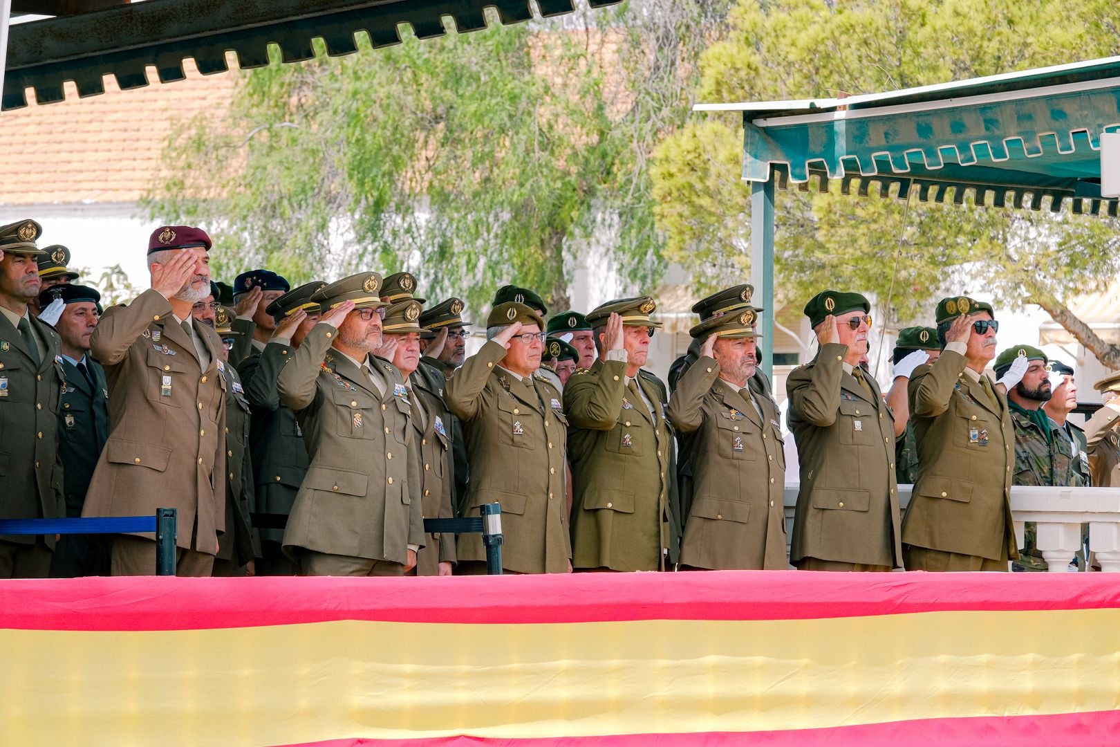 La toma de mando del nuevo líder del MOE, en imágenes