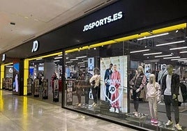 Tienda de JD en un centro comercial.