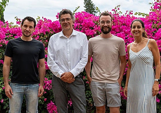 Los investigadores del IN CSIC-UMH Sergio Niñerola, Ángel Barco, JuanParaíso Luna y Beatriz del Blanco.
