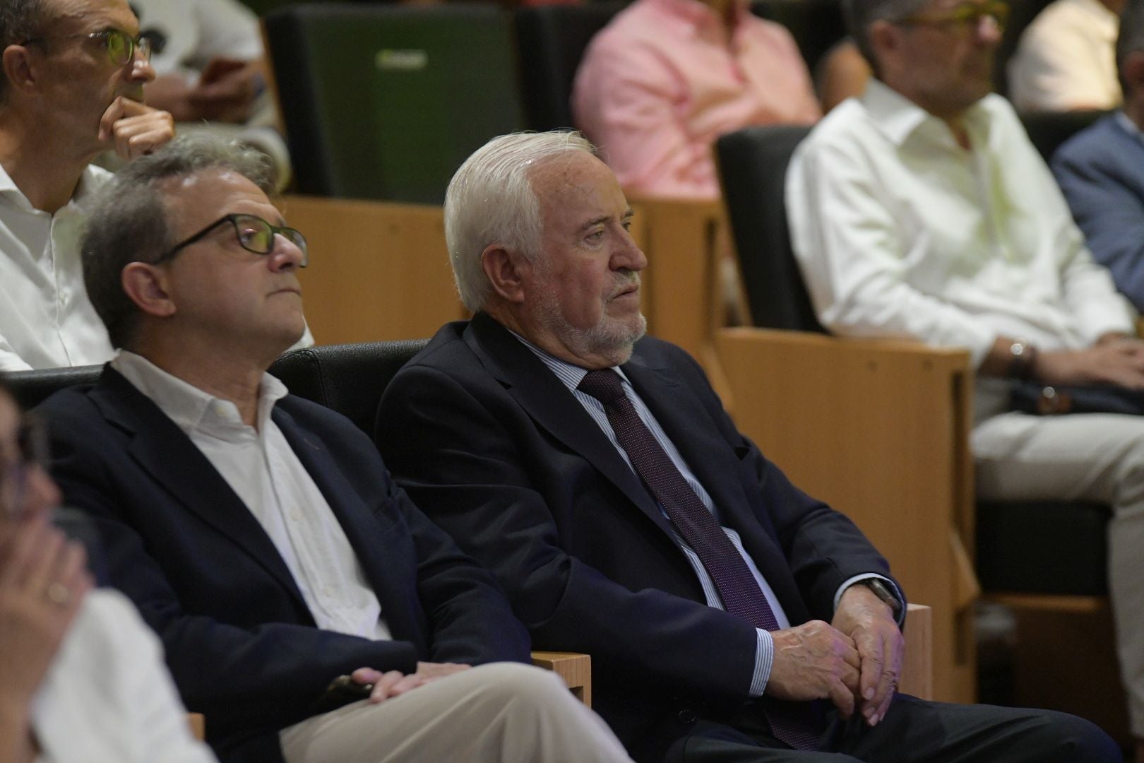 La jornada sobre absentismo laboral celebrada en Elche, en imágenes