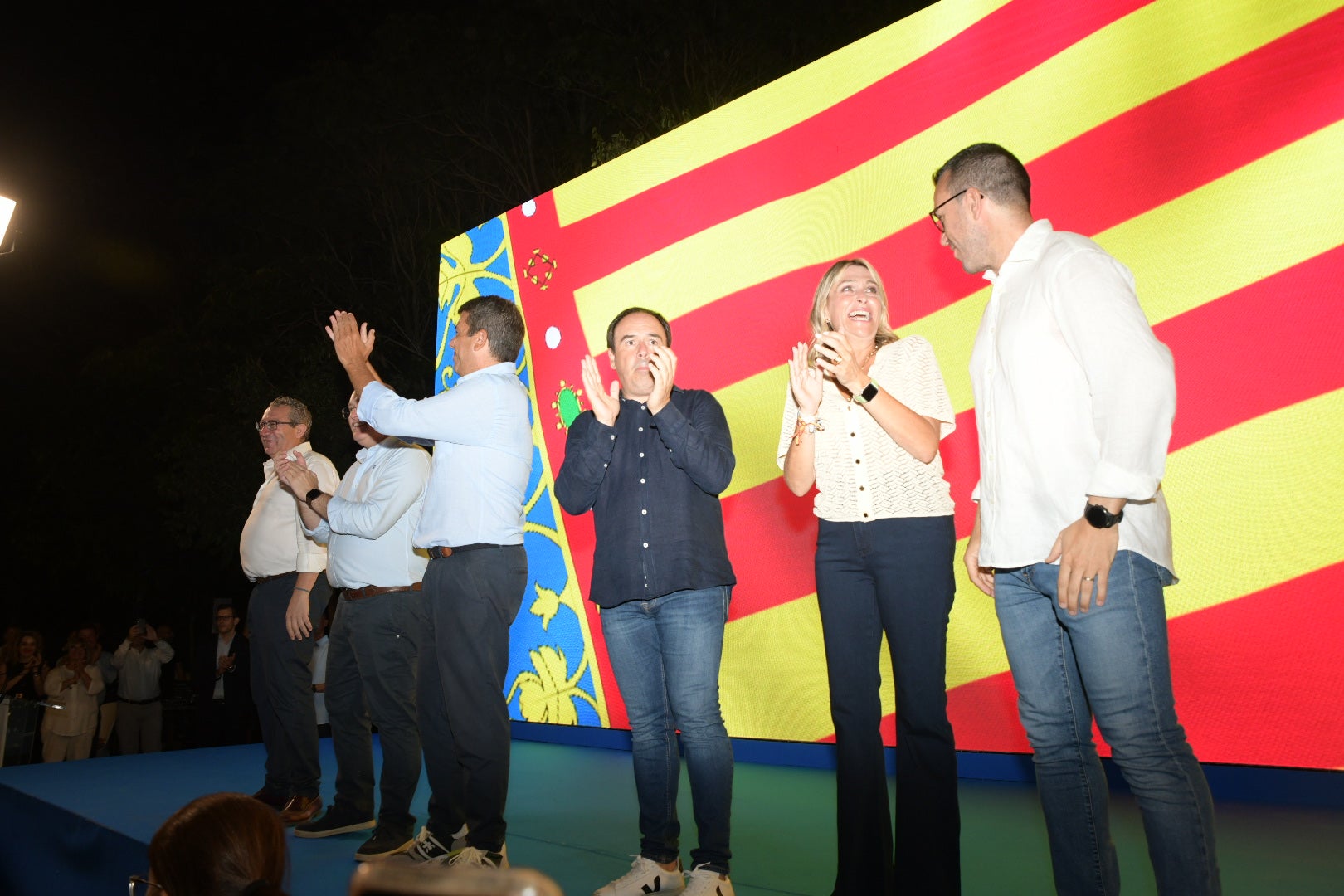 El PPCV cuelga el cartel de &#039;no hay billetes&#039; en el inicio de curso