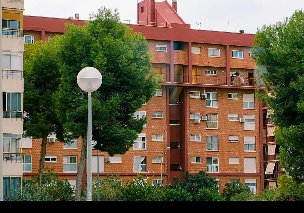 Bloque de viviendas en Alicante, en imagen de archivo.