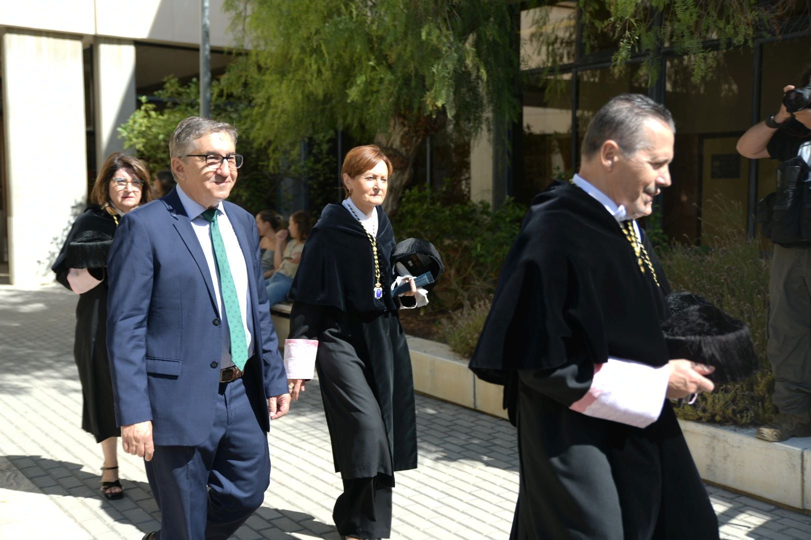 La apertura de curso en la Universidad de Alicante, foto a foto