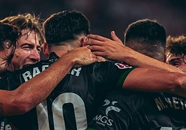 El equipo franjiverde suma cinco cartas de oro, diecinueve de plata y cuatro de bronce.