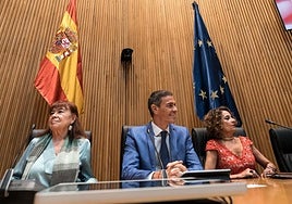 Pedro Sánchez preside la reunión interparlamentaria del Grupo Socialista