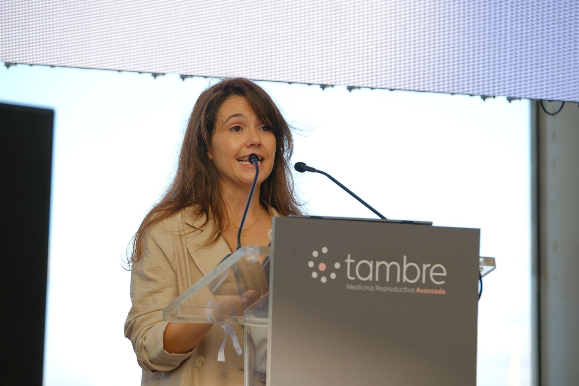 La clínica de fertilidad Tambre abre sus puertas en Alicante con una velada para recordar