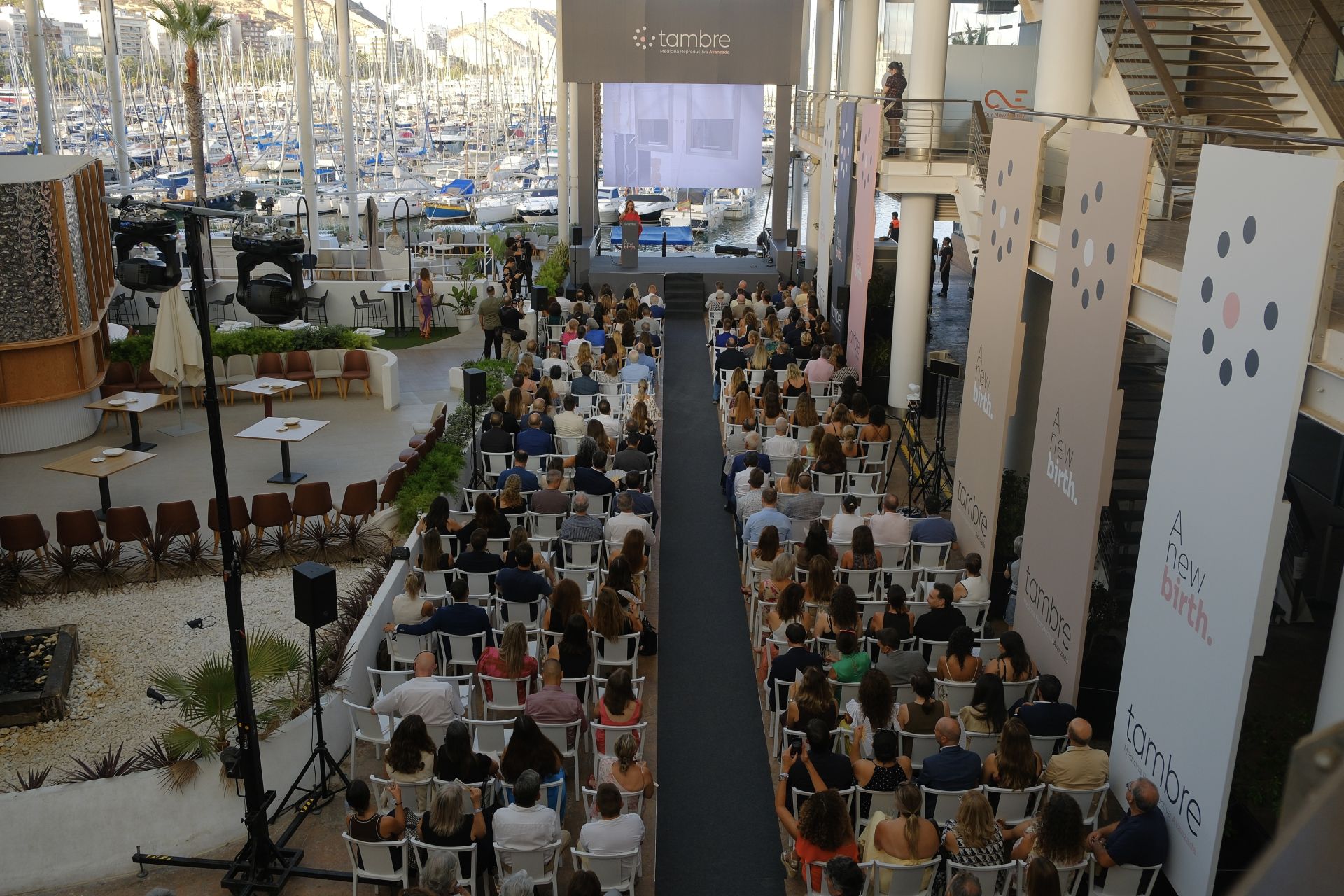 La clínica de fertilidad Tambre abre sus puertas en Alicante con una velada para recordar