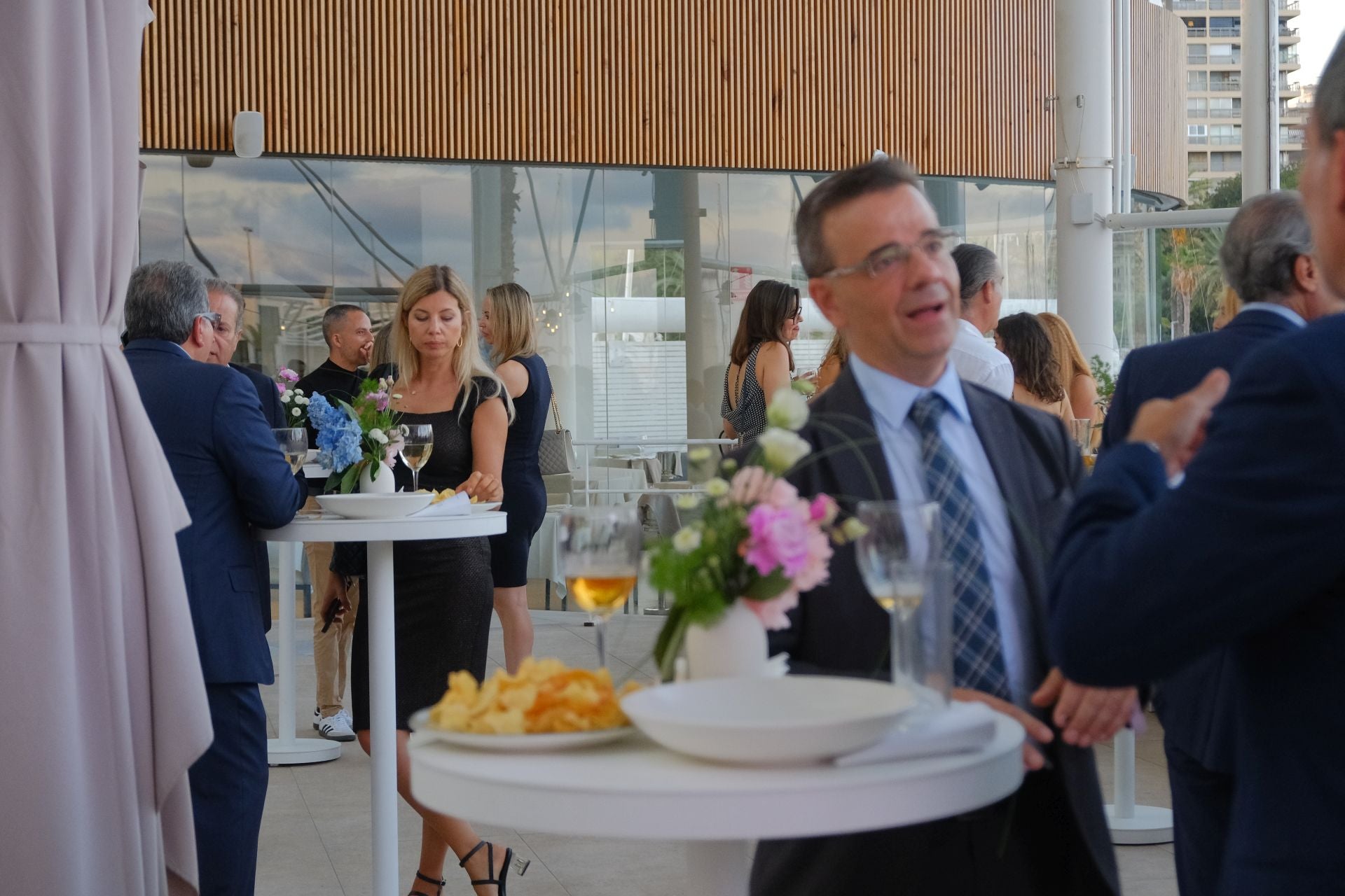 La clínica de fertilidad Tambre abre sus puertas en Alicante con una velada para recordar