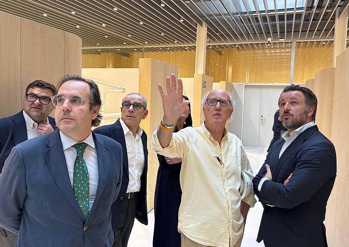 Imagen secundaria 1 - Las obras de reforma del CEU Cardenal Herrera en Elche entran en su recta final