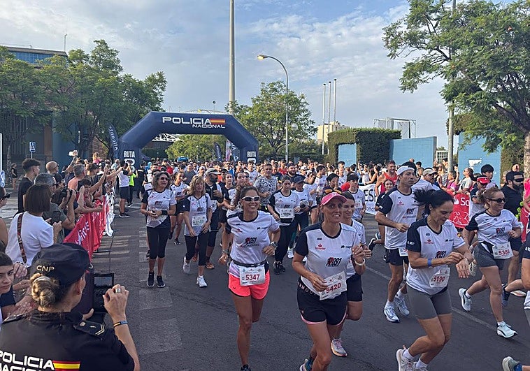 Carrera solidaria 'Ruta 091' de la Policía Nacional en Alicante.