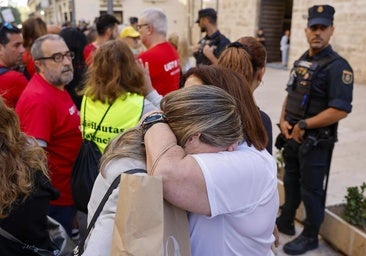 Las víctimas y la izquierda abandonan el debate en Les Corts cuando Mazón alude a la dana