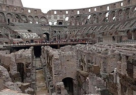 Interior del Coliseo de Roma.