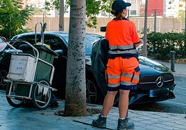 Operaria del servicio de limpieza.