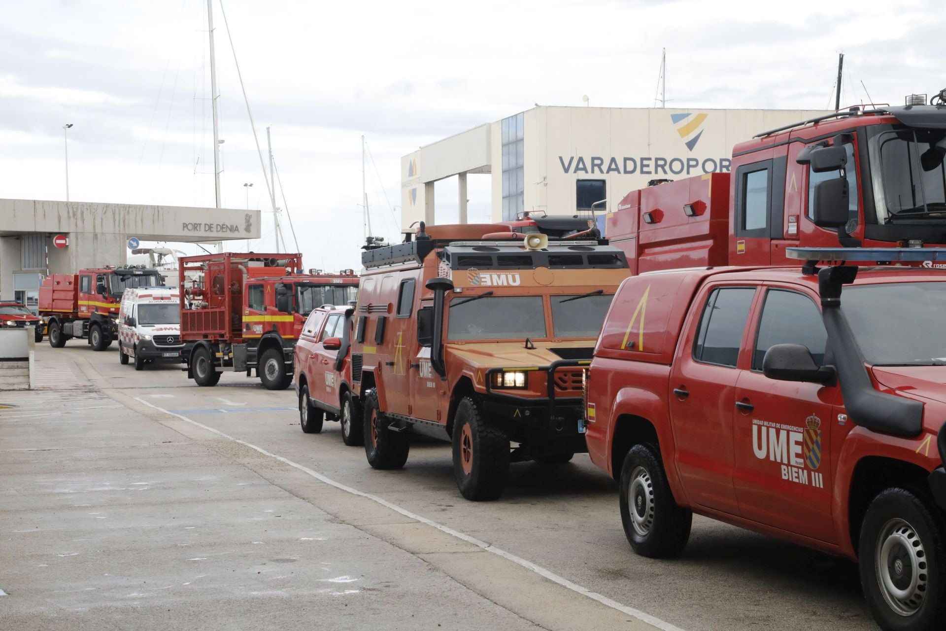 La UME embarca en el norte de Alicante rumbo a Ibiza para afrontar las graves inundaciones