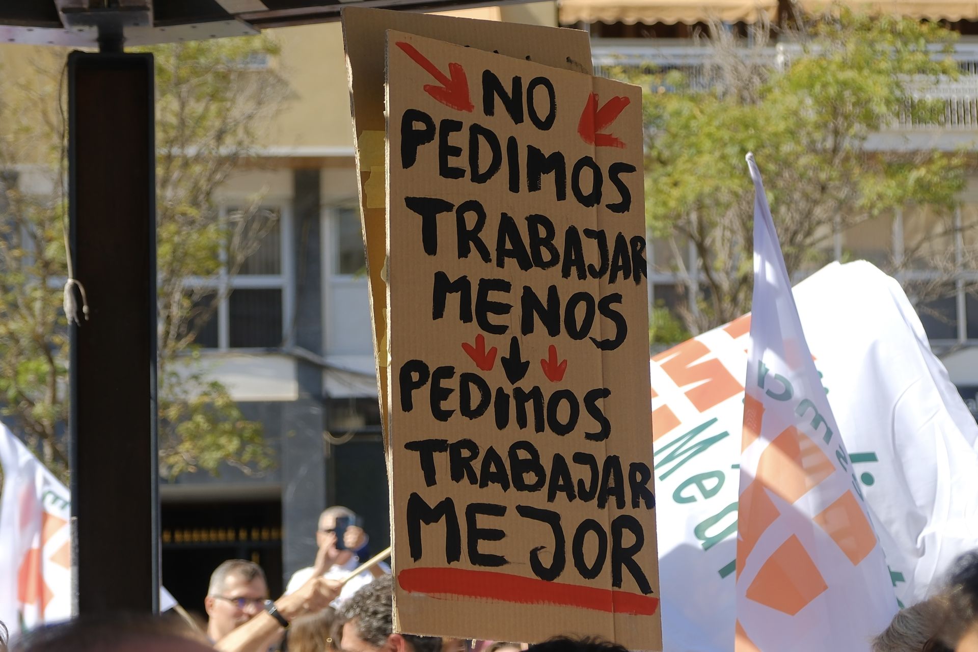 Los médicos de Alicante secundan la huelga nacional contra el estatuto marco y la «sobreexplotación»