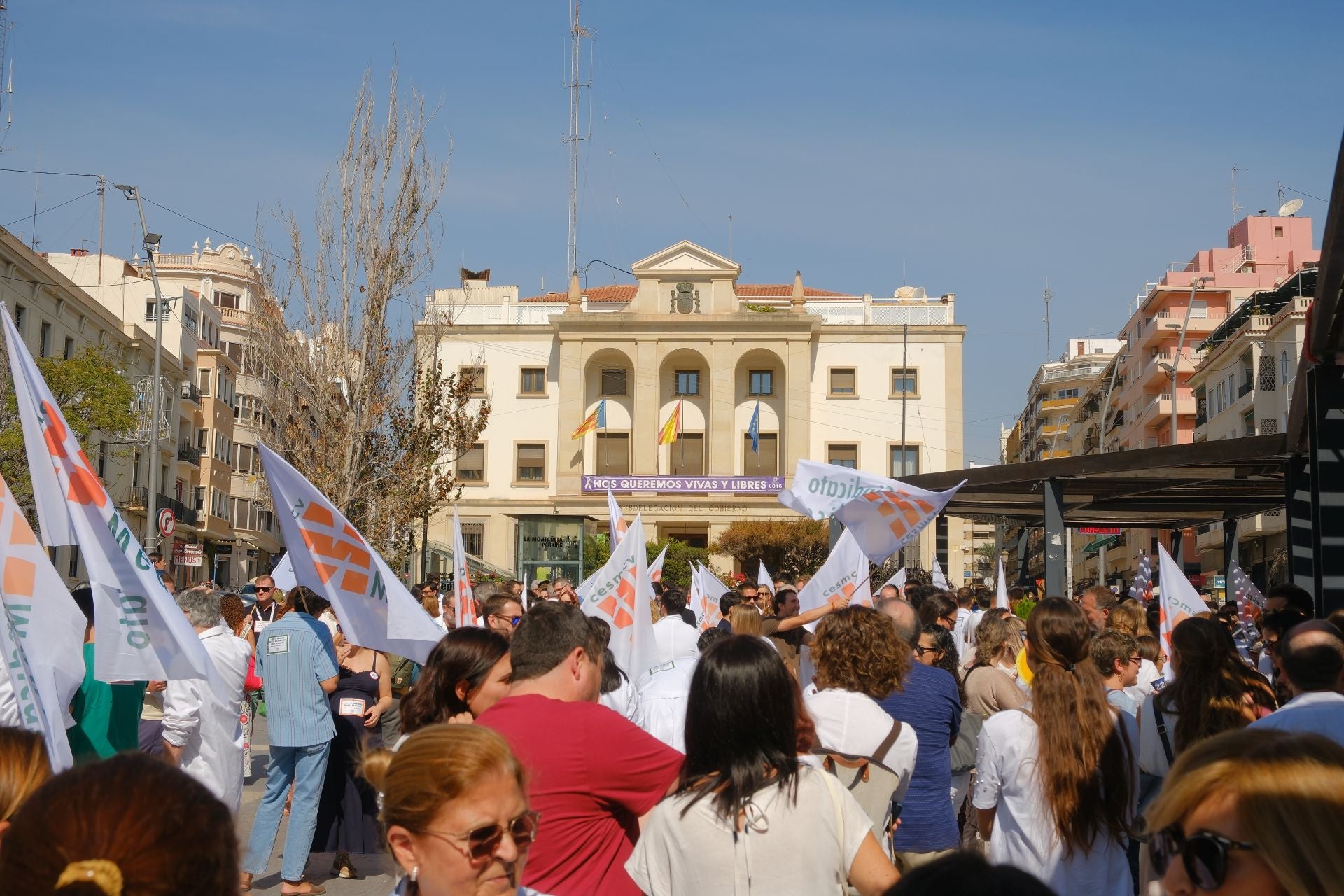 Los médicos de Alicante secundan la huelga nacional contra el estatuto marco y la «sobreexplotación»