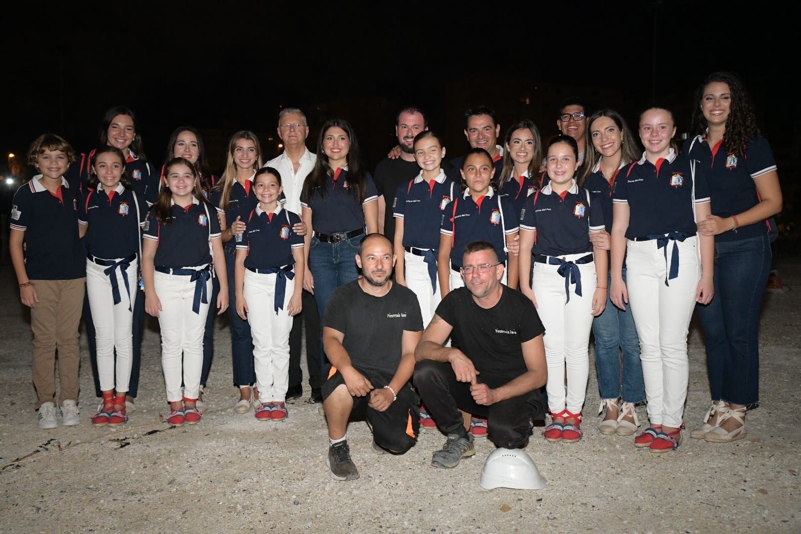 Explosión de luz y sonido: la primera mascletà de las Hogueras de Alicante convierte el Bulevar del Pla en una fiesta