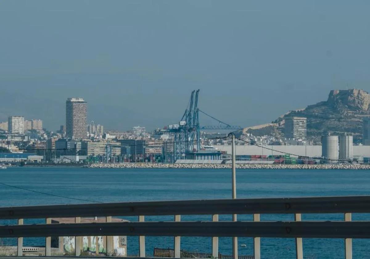 Puerto de Alicante.