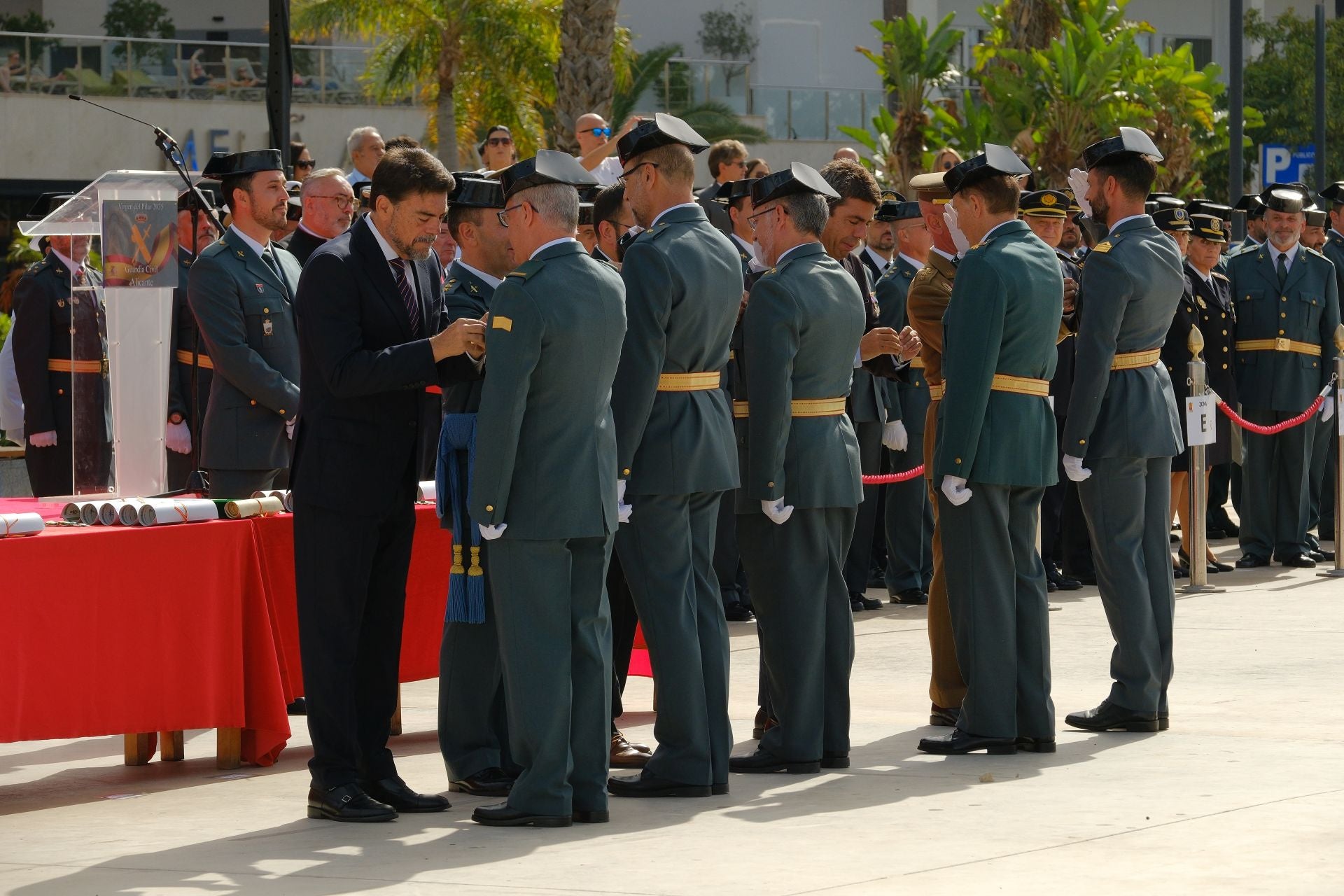 La Guardia Civil de Alicante celebra el día de la Hispanidad