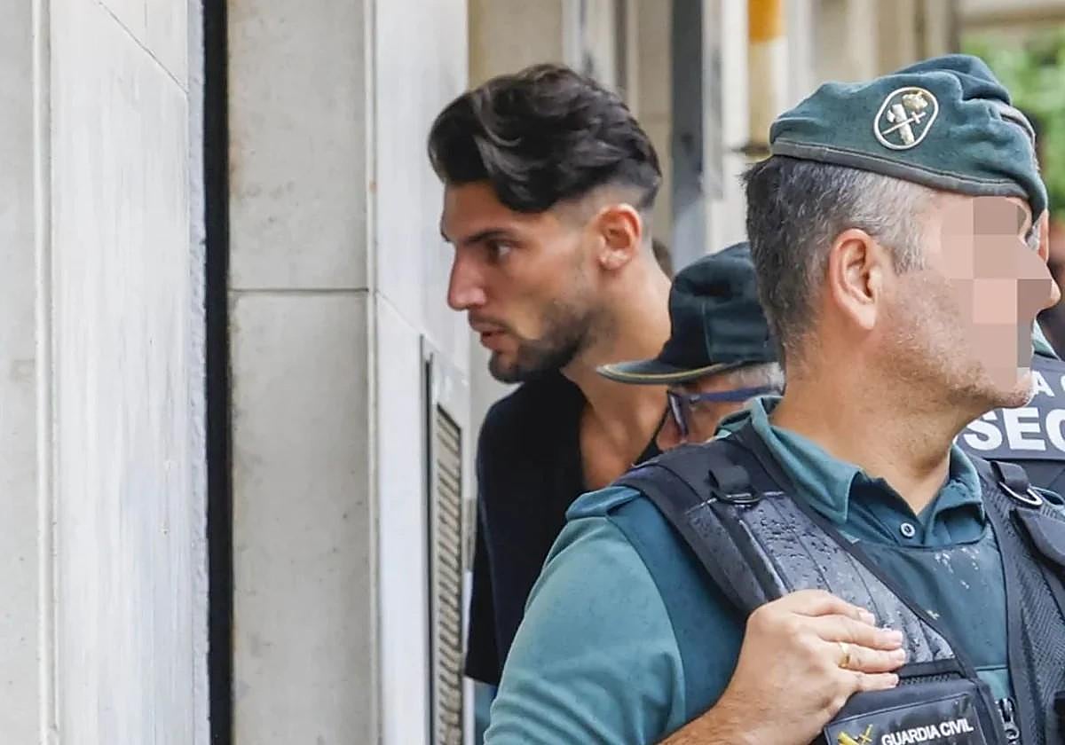 Footballer Rafa Mir on the day he testified before the judge regarding the sexual assault of a young woman.