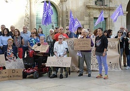 La plantilla de limpieza del INSS denuncia retrasos en el pago de sus nóminas