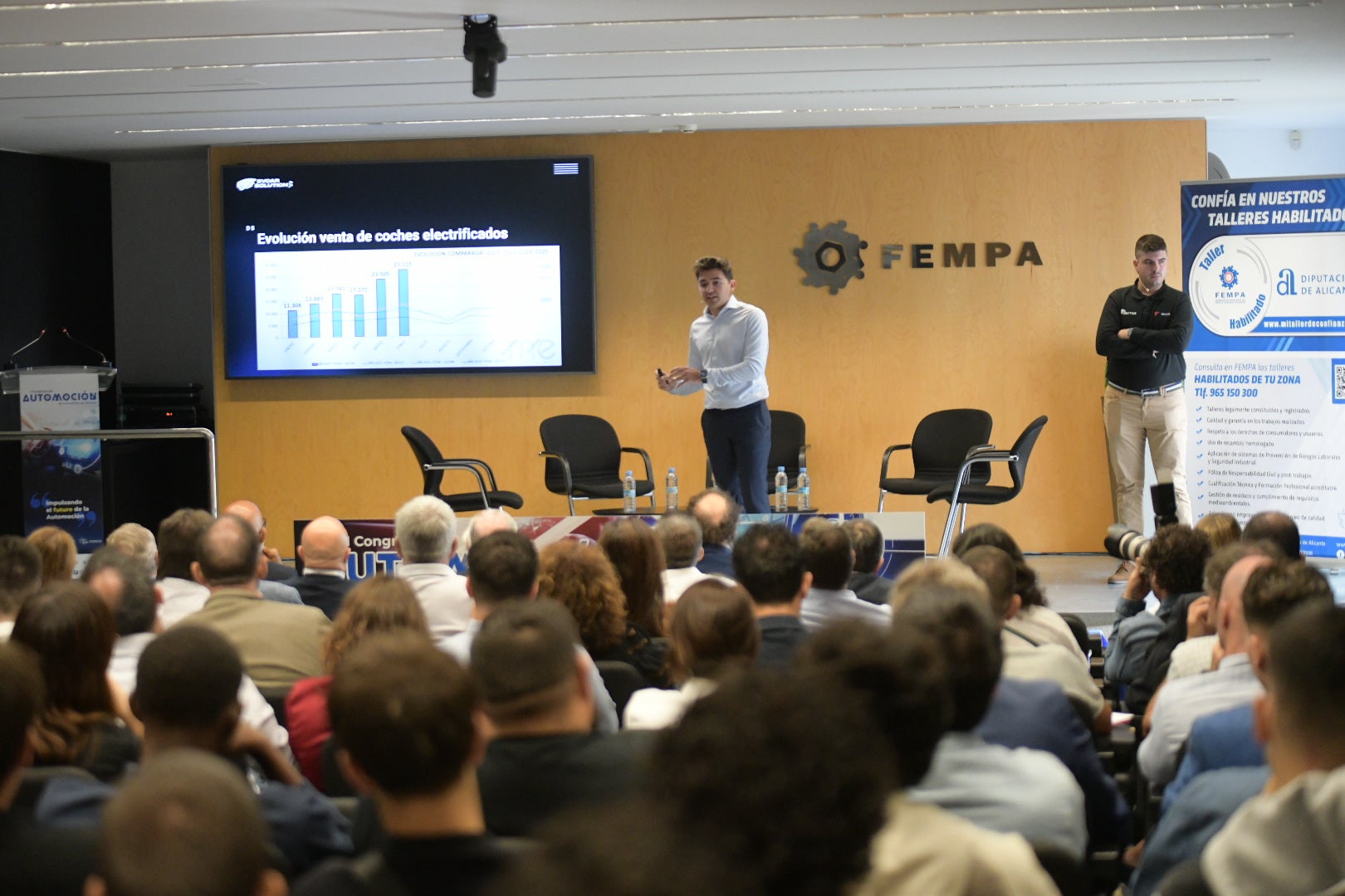 Así ha sido el primer Congreso de Automoción de la provincia