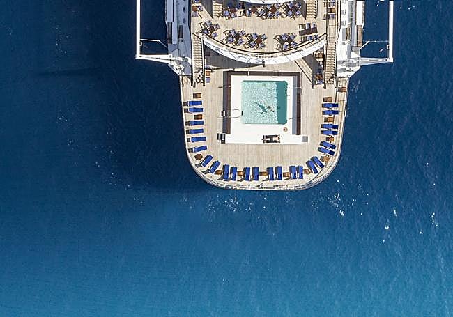 Cubierta del 'Club Med 2'.