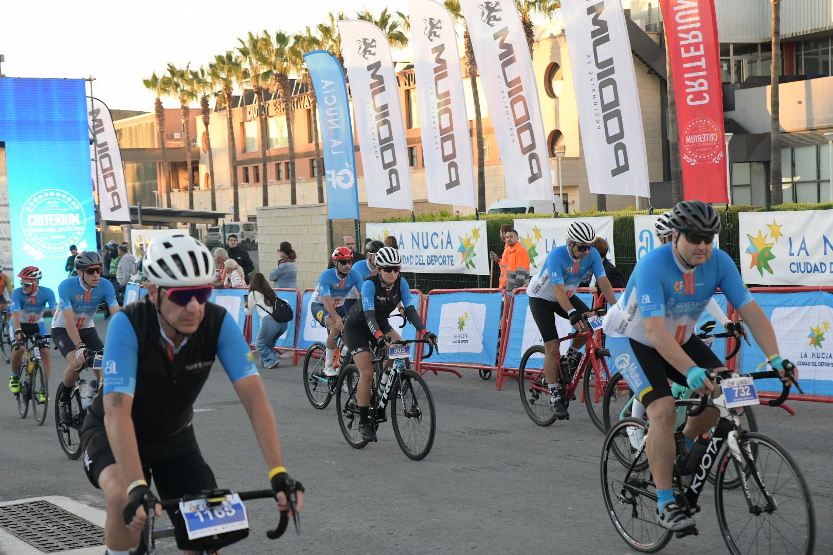 La Nucía se vuelca con el ciclismo en un fin de semana inolvidable: del espectáculo del Critérium al desafío del Gran Fondo