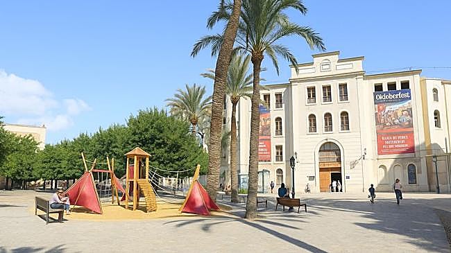 Imagen después - This is how Plaza de España would look pedestrianised according to AI.