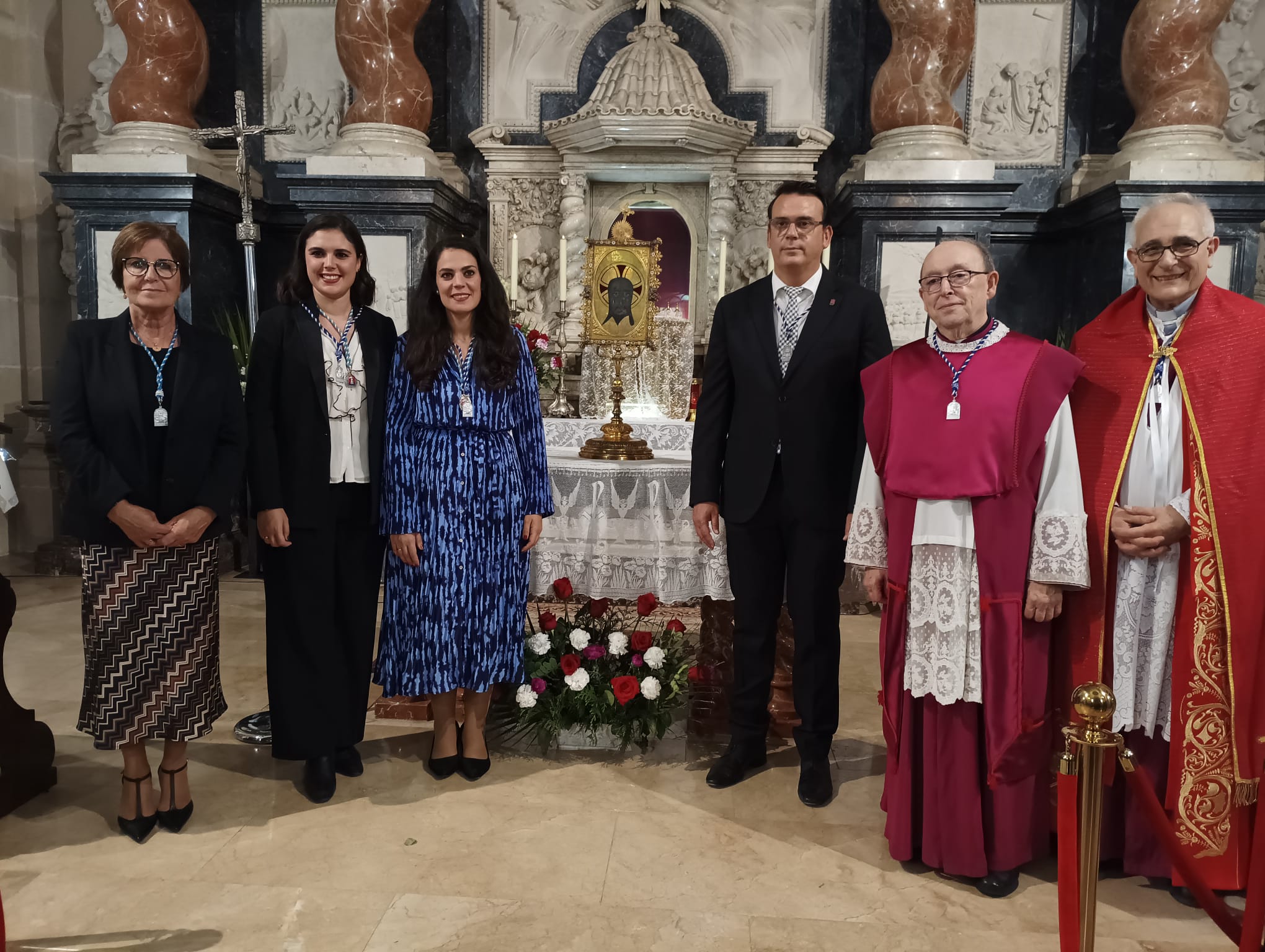 Histórico encuentro entre la Santa Faz y la Virgen de Loreto de Mutxamel